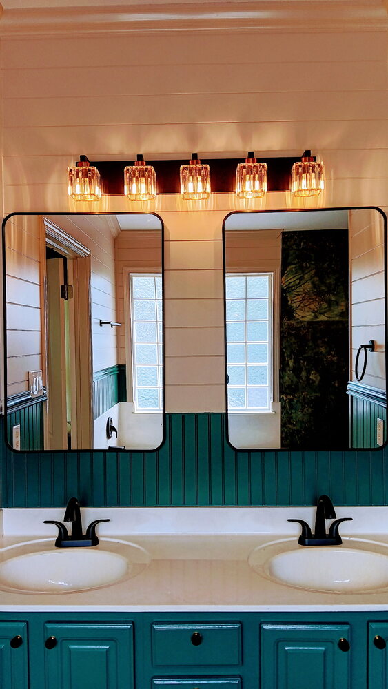 After double-vanity bathroom refresh